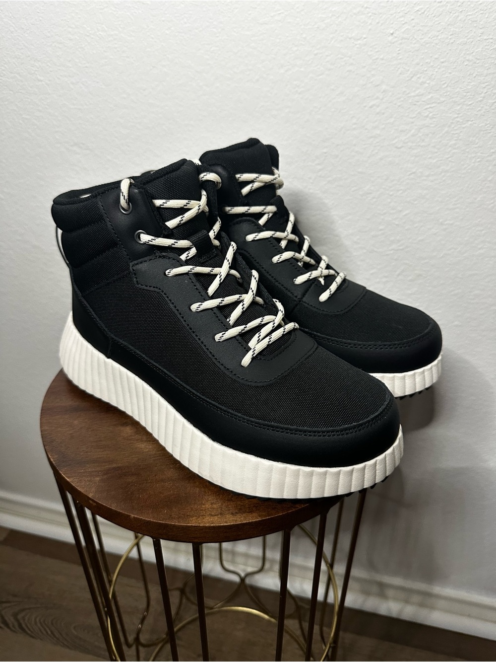 Women’s Black High-Top Sneakers with White Platform Sole